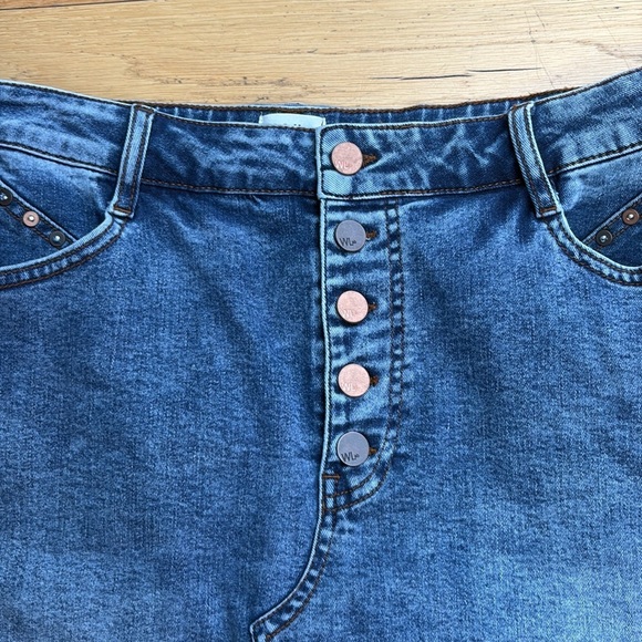 Wash Lab Jean Raw Hem Maxi Split Skirt. Size 31 - Picture 3 of 8